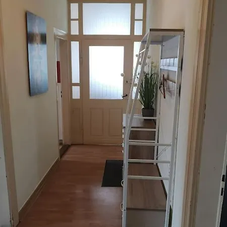 Apartman Vier Mit Kueche & Bad Weingarten