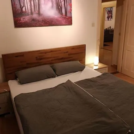 Apartment Vier Mit Kueche & Bad