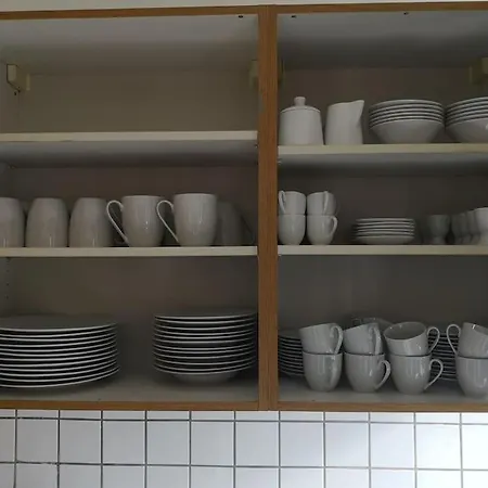 Vier Mit Kueche & Bad Apartman *