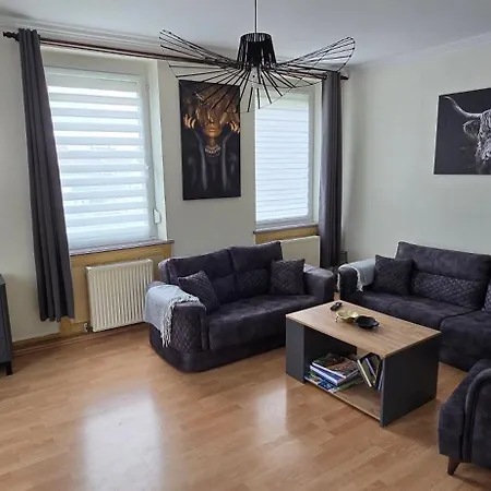 Vier Mit Kueche & Bad *