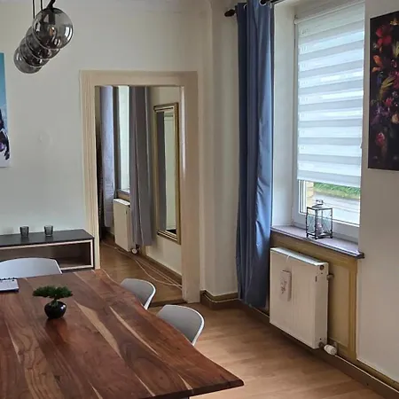 Apartman Vier Mit Kueche & Bad Weingarten