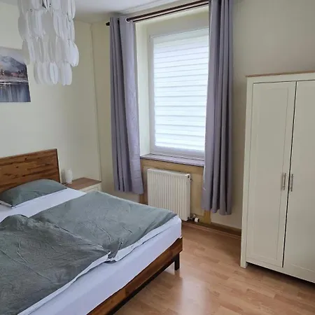 Vier Mit Kueche & Bad * Weingarten (Wuerttemberg)