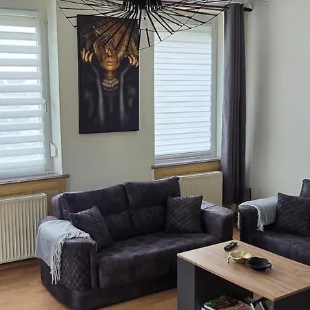 Vier Mit Kueche & Bad Apartmán *