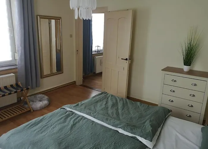 Vier Mit Kueche & Bad Вайнгартен