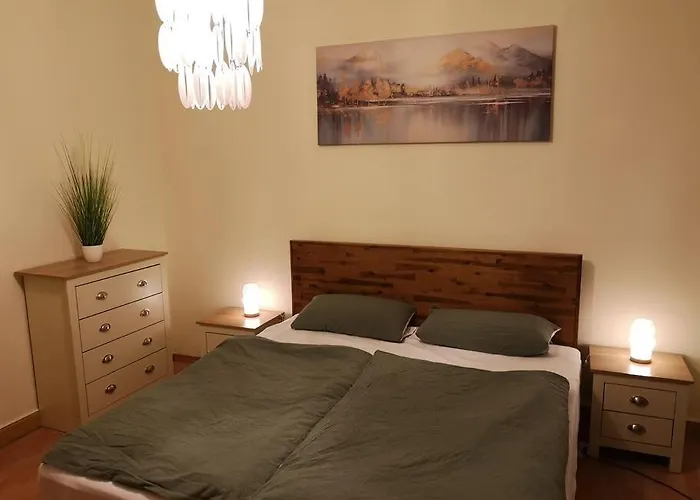 Vier Mit Kueche & Bad