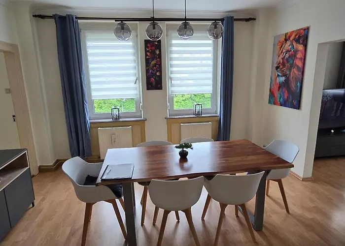 Vier Mit Kueche & Bad Апартаменты Вайнгартен